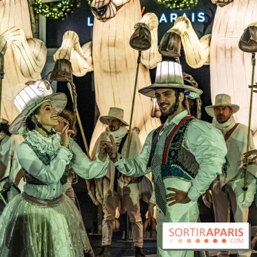 Inauguration des vitrines et décorations de Noël du BHV Marais à Paris 2023