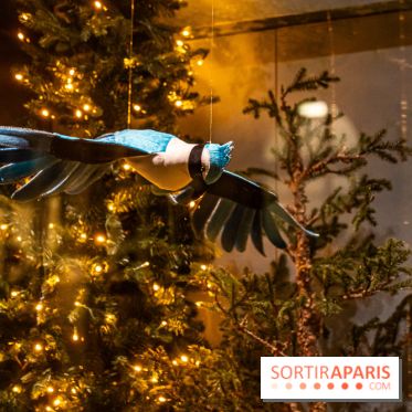 Inauguration des vitrines et décorations de Noël du BHV Marais à Paris 2023