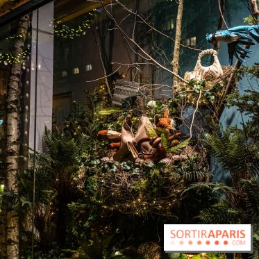 Inauguration des vitrines et décorations de Noël du BHV Marais à Paris 2023