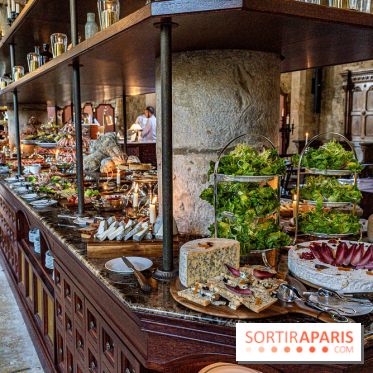 Le brunch du Réfectoire des Moines à l'Abbaye des Vaux de Cernay
