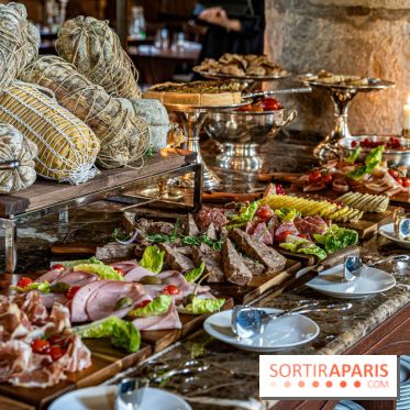 Le brunch du Réfectoire des Moines à l'Abbaye des Vaux de Cernay