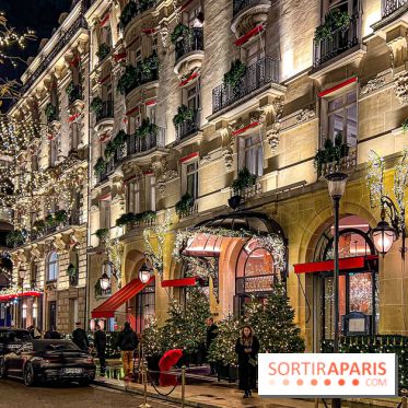 Les illuminations de Noël 2023 de l'Avenue Montaigne - cérémonie et décors féériques