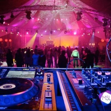 Un nouvel an sur un air Latino pour le passage à l'année 2025 - image4