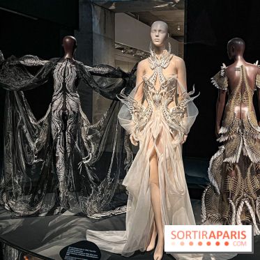 L’exposition retrospective de la créatrice de mode Iris Van Herpen au Musée des Arts Décoratifs