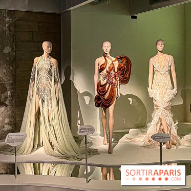 L’exposition retrospective de la créatrice de mode Iris Van Herpen au Musée des Arts Décoratifs