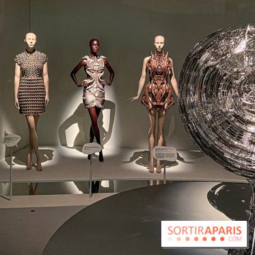 L’exposition retrospective de la créatrice de mode Iris Van Herpen au Musée des Arts Décoratifs