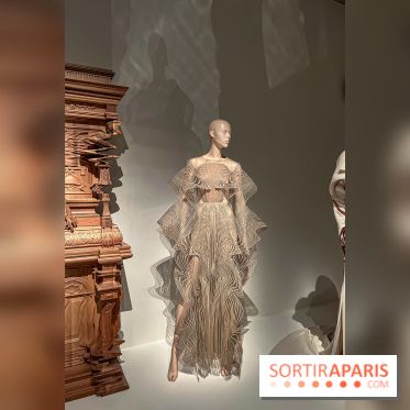 L’exposition retrospective de la créatrice de mode Iris Van Herpen au Musée des Arts Décoratifs - image00028