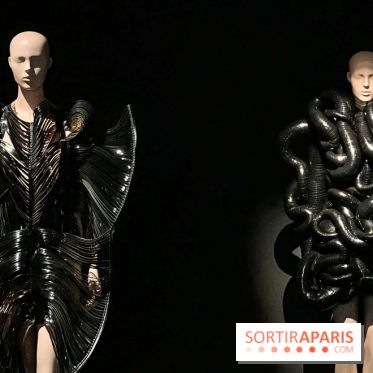 L’exposition retrospective de la créatrice de mode Iris Van Herpen au Musée des Arts Décoratifs