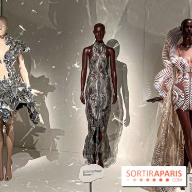 L’exposition retrospective de la créatrice de mode Iris Van Herpen au Musée des Arts Décoratifs