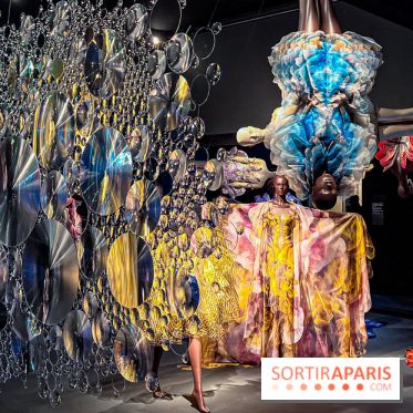 L’exposition retrospective de la créatrice de mode Iris Van Herpen au Musée des Arts Décoratifs