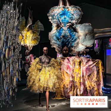 L’exposition retrospective de la créatrice de mode Iris Van Herpen au Musée des Arts Décoratifs