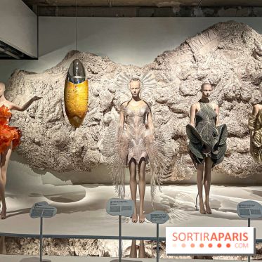 L’exposition retrospective de la créatrice de mode Iris Van Herpen au Musée des Arts Décoratifs