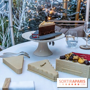 La bûche de Noël de l’Hôtel Barrière Le Fouquet’s Paris 2023