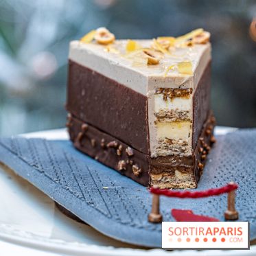 La bûche de Noël de l’Hôtel Barrière Le Fouquet’s Paris 2023