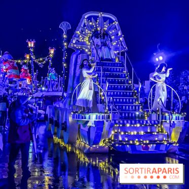 Noël au Parc Astérix 2023, sentier de lumières et patinoire