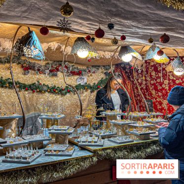 Marché de Noël 2023 au pied de la tour Eiffel - Quai Jacques Chirac
