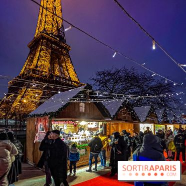 Marché de Noël 2023 au pied de la tour Eiffel - Quai Jacques Chirac