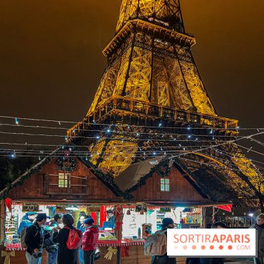 Marché de Noël 2023 au pied de la tour Eiffel - Quai Jacques Chirac