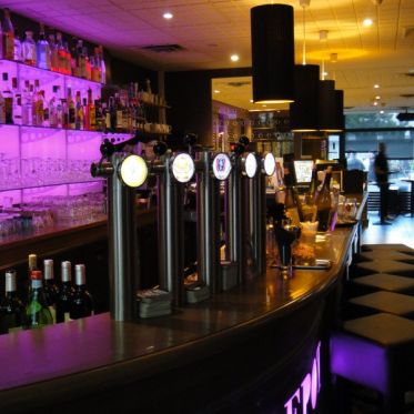 L'Entrepôt : le bar-restaurant de la Villette