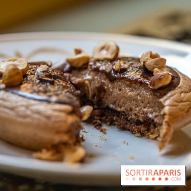 Le tea time du Bar à desserts de Ladurée Champs-Elysées -  A7C2284