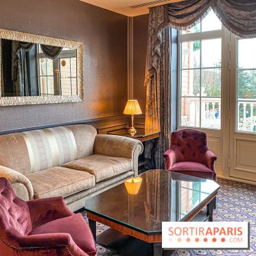 Disneyland Hotel à Disneyland Paris bar fleur de lys