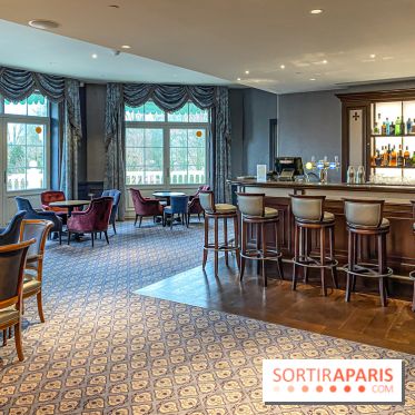 Disneyland Hotel à Disneyland Paris bar fleur de lys