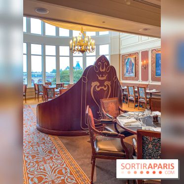 Disneyland Hotel à Disneyland Paris