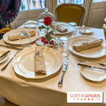 Disneyland Hotel à Disneyland Paris la table de Lumière