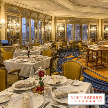 Disneyland Hotel à Disneyland Paris la table de Lumière