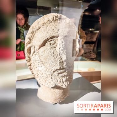 Dans la Seine : une expo de la Crypte archéologique dévoile les objets retrouvés dans la Seine  - IMG20240130095636