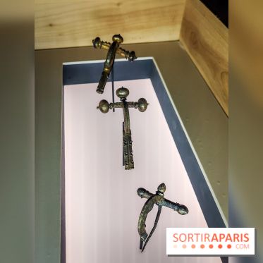 Dans la Seine : une expo de la Crypte archéologique dévoile les objets retrouvés dans la Seine  - IMG20240130094155