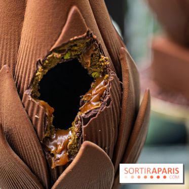 L'oeuf de Pâques fleur du George V Paris par Michael Bartocetti 2024