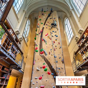 Climbing District Saint-Lazare, la salle d'escalade et espace coworking cachée dans une chapelle