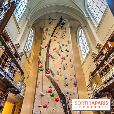 Climbing District Saint-Lazare, la salle d'escalade et espace coworking cachée dans une chapelle
