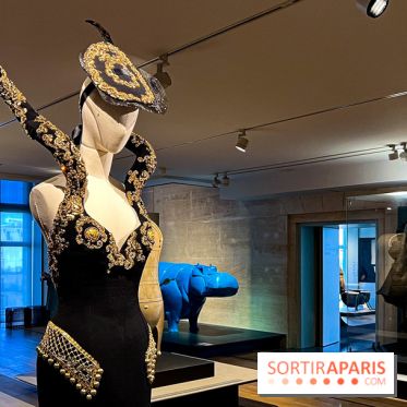 Parcours mode, design, bijoux : l'exposition pour les amoureux de la mode au Musée des Arts Déco - image00025