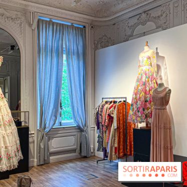 Exposition Haute Couture gratuite chez Bonhams Cornette de Saint Cyr, maison de vente prestigieuse à Paris