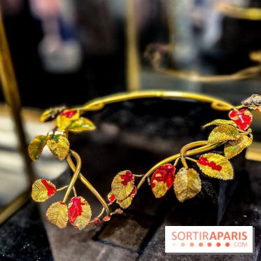 Exposition Haute Couture gratuite chez Bonhams Cornette de Saint Cyr, maison de vente prestigieuse à Paris