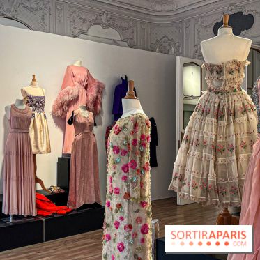 Exposition Haute Couture gratuite chez Bonhams Cornette de Saint Cyr, maison de vente prestigieuse à Paris