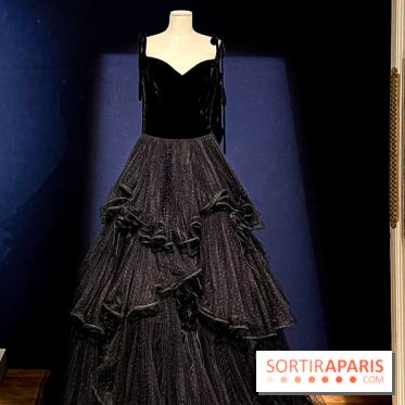 Exposition Haute Couture gratuite chez Bonhams Cornette de Saint Cyr, maison de vente prestigieuse à Paris