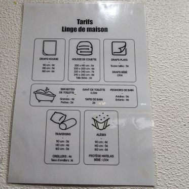 La Braderie solidaire ADM, les boutiques à Guyancourt - les photos