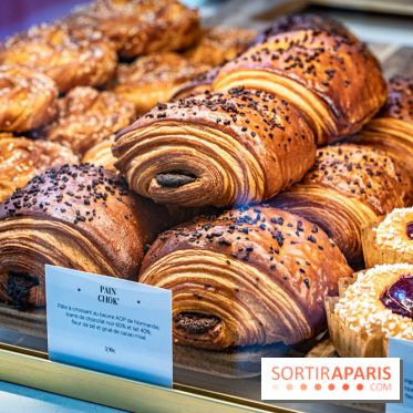 La Boulangerie - Pâtisserie de Christophe Michalak Étienne Marcel dans le 1er arrondissement - pain au chocolat