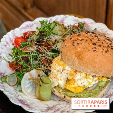 Kahio, le café-fleuriste niché au cœur du Marais
