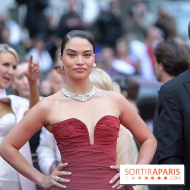 © Rachid Bellak - Cannes 2024 : Cérémonie d'ouverture - Shanina Shaik
