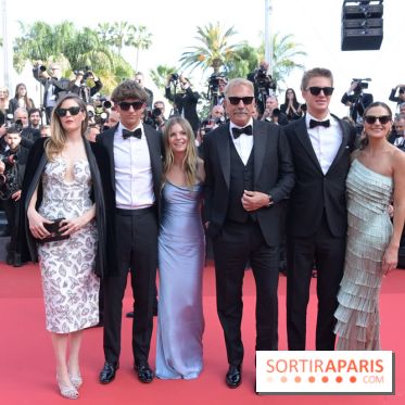 ©Rachid Bellak - Cannes 2024 : Tapis Rouge - Horizon: An American Saga - Lily Costner, Hayes Logan Costner, Grace Avery Costner, Kevin Costner, Cayden Wyatt Costner et Annie Costner 