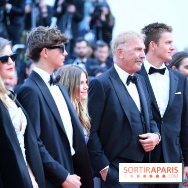©Rachid Bellak - Cannes 2024 : Tapis Rouge - Horizon: An American Saga - Lily Costner, Hayes Logan Costner, Grace Avery Costner, Kevin Costner, Cayden Wyatt Costner et Annie Costner 
