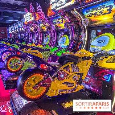 La Tête dans les Nuages - la Défense - IMG 7989