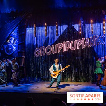 Parc Astérix : inauguration de la Tour Numérobis avec Jamel Debbouze  -  Comédie musicale : C'est du délire