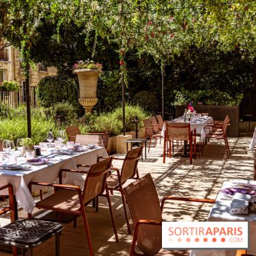 La terrasse jardin Summer de la Bauhinia au Shangri-La Paris -  A7C5580