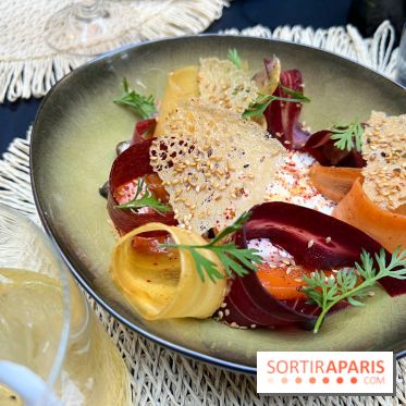 Blossom, Sofitel Paris le Faubourg 2024 - Burratina au sésame grillé