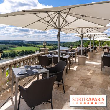 Le Brunch à volonté du belvédère au Domaine de la Corniche dans les Yvelines - photos -  terrasse panoramique